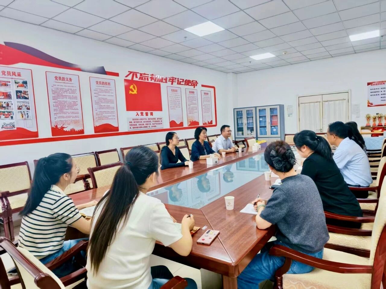 upfile upfile